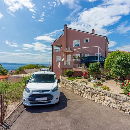 Apartments Lucija Crikvenica Exteriör bild