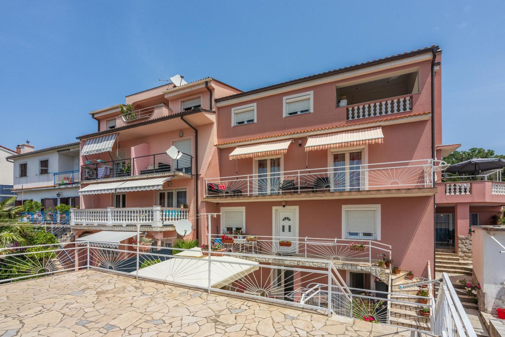 Apartments Lucija Crikvenica Exteriör bild