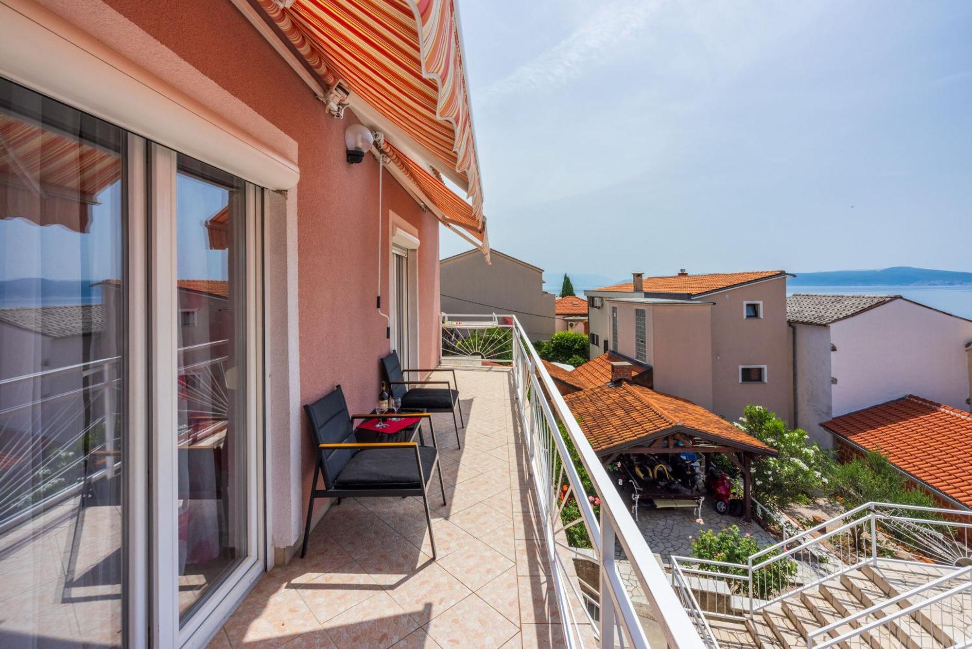 Apartments Lucija Crikvenica Exteriör bild