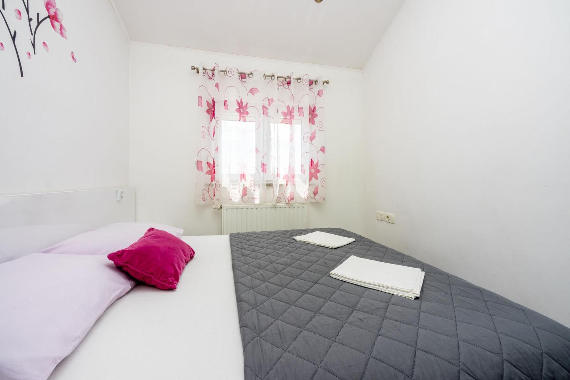 Apartments Lucija Crikvenica Exteriör bild