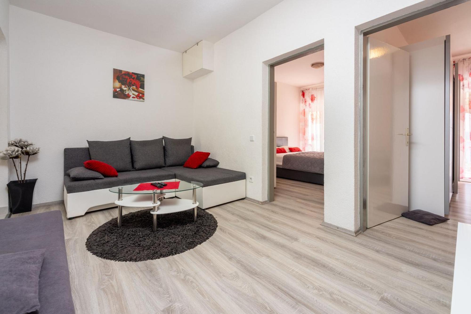 Apartments Lucija Crikvenica Exteriör bild