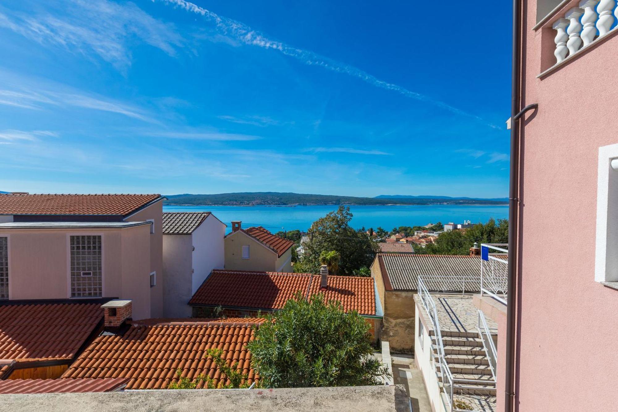 Apartments Lucija Crikvenica Exteriör bild